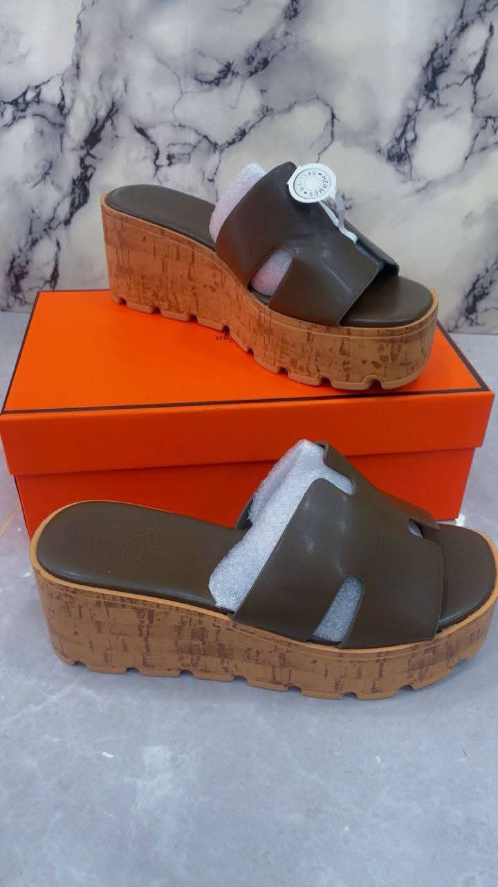 Sandal pour femme américaine 2025